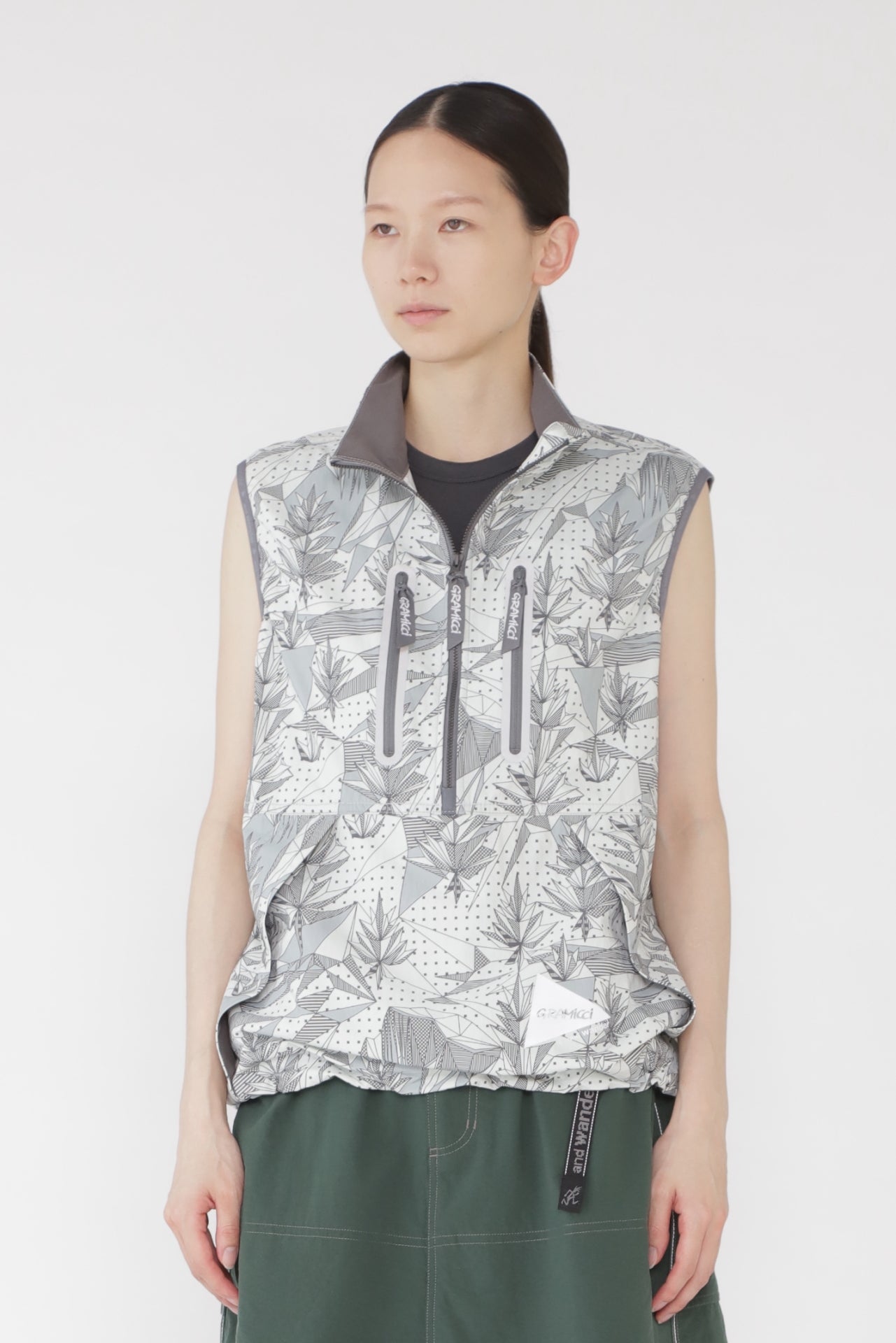 BRUSHED NYLON VEST|ブラッシュナイロンベスト