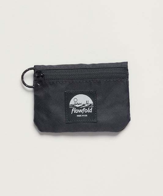 [Flowfold フローフォールド] イセンシャリスト ミニポーチ ❘ ESSENTIALIST MINI POUCH [JET BLACK]