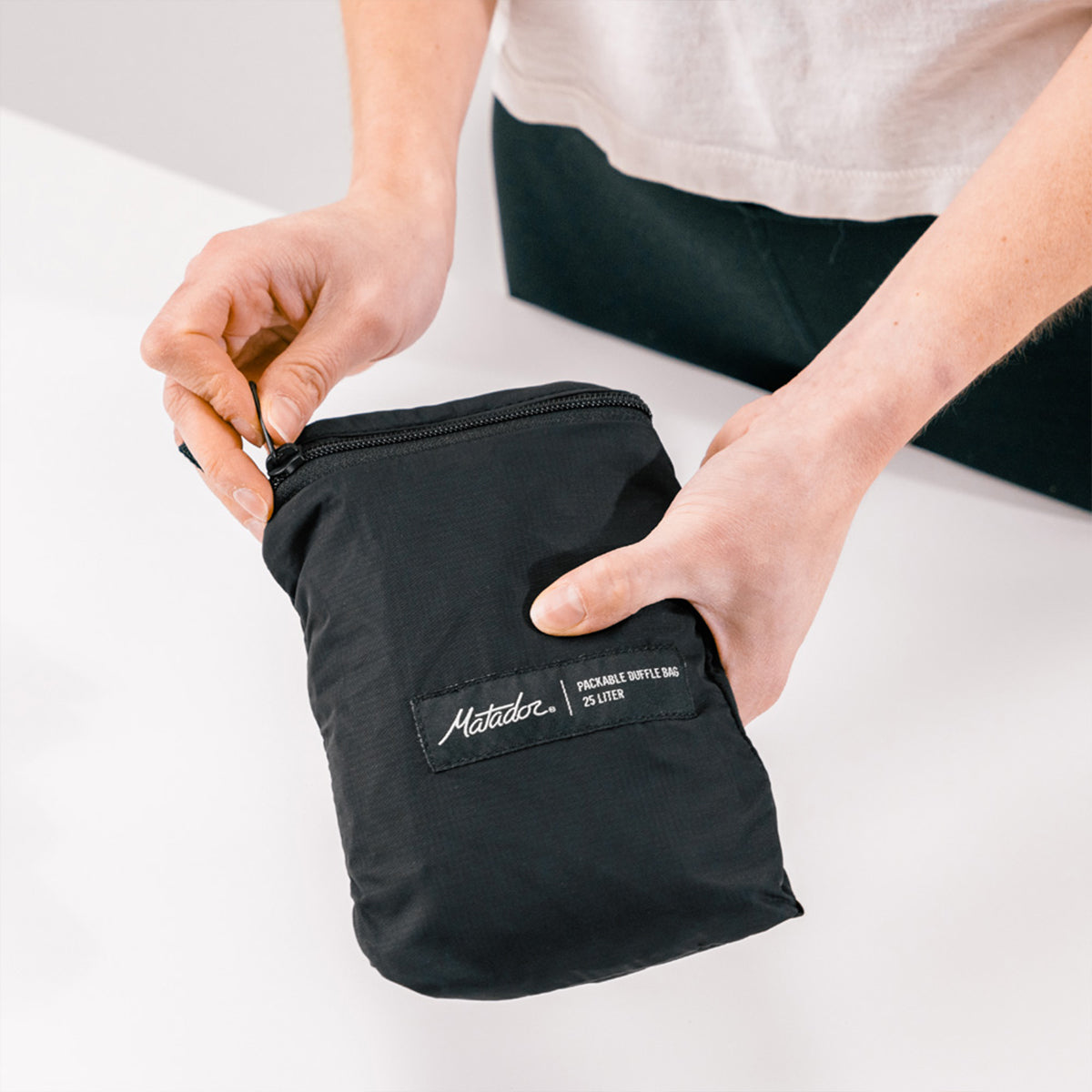 [Matador マタドール] リフラクション パッカブルダッフル | Refraction Packable Duffle Bag [BLACK]