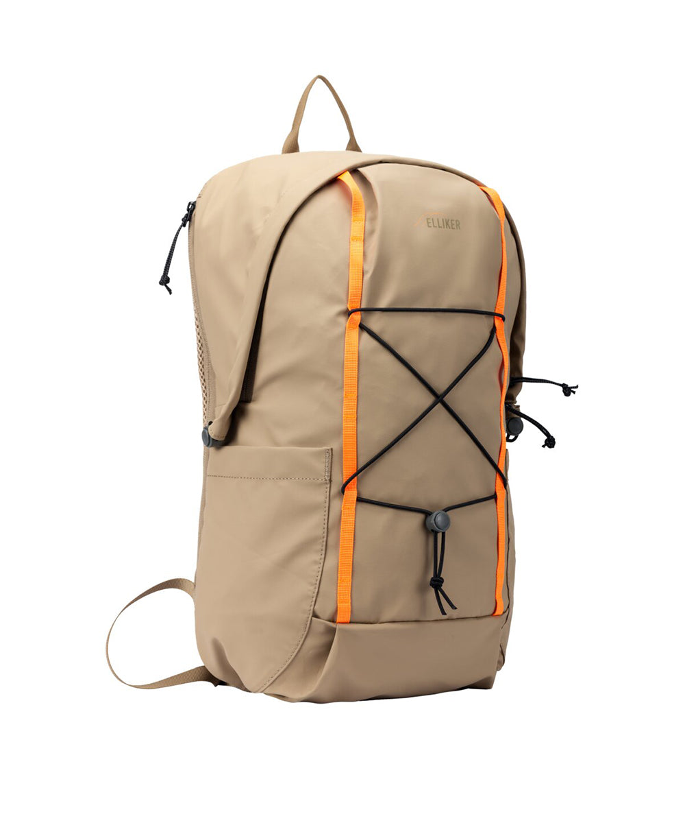[ELLIKER エリカー] Kiln - Hooded Zip Backpack 22L ❘ キルン - フード付きジップバックパック22L [SAND]