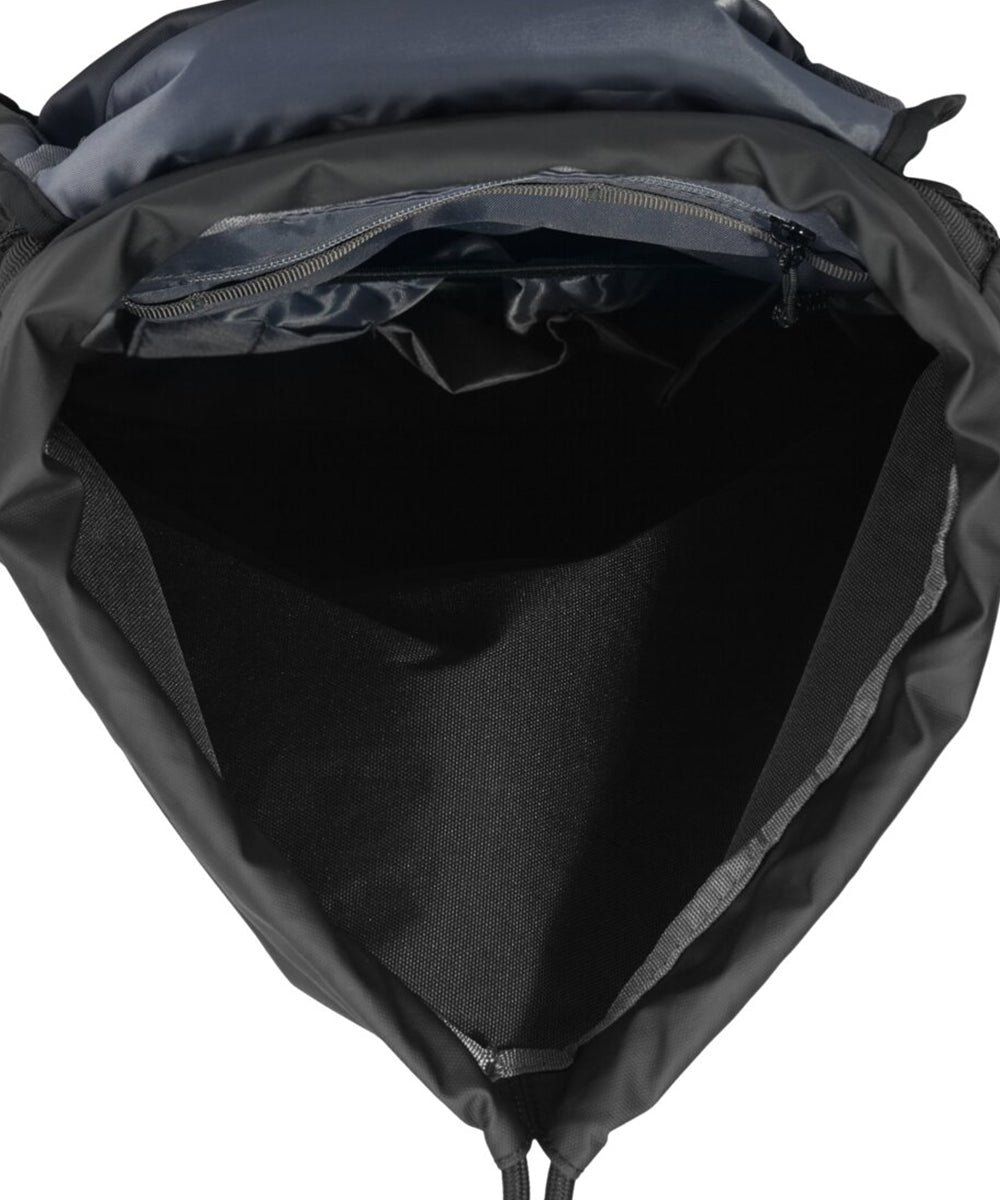 [ELLIKER エリカー] Wharfe - Flapover Backpack 22L | ワーフェ - フラップオーバーバックパック22L [BLACK]