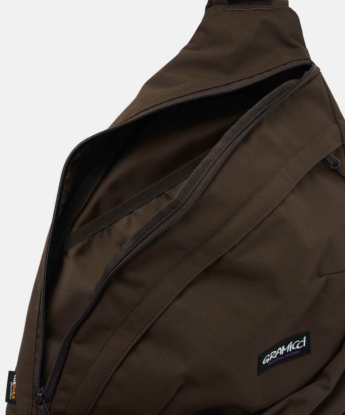 [GRAMICCI グラミチ] CORDURA SLING BAG | コーデュラスリングバッグ