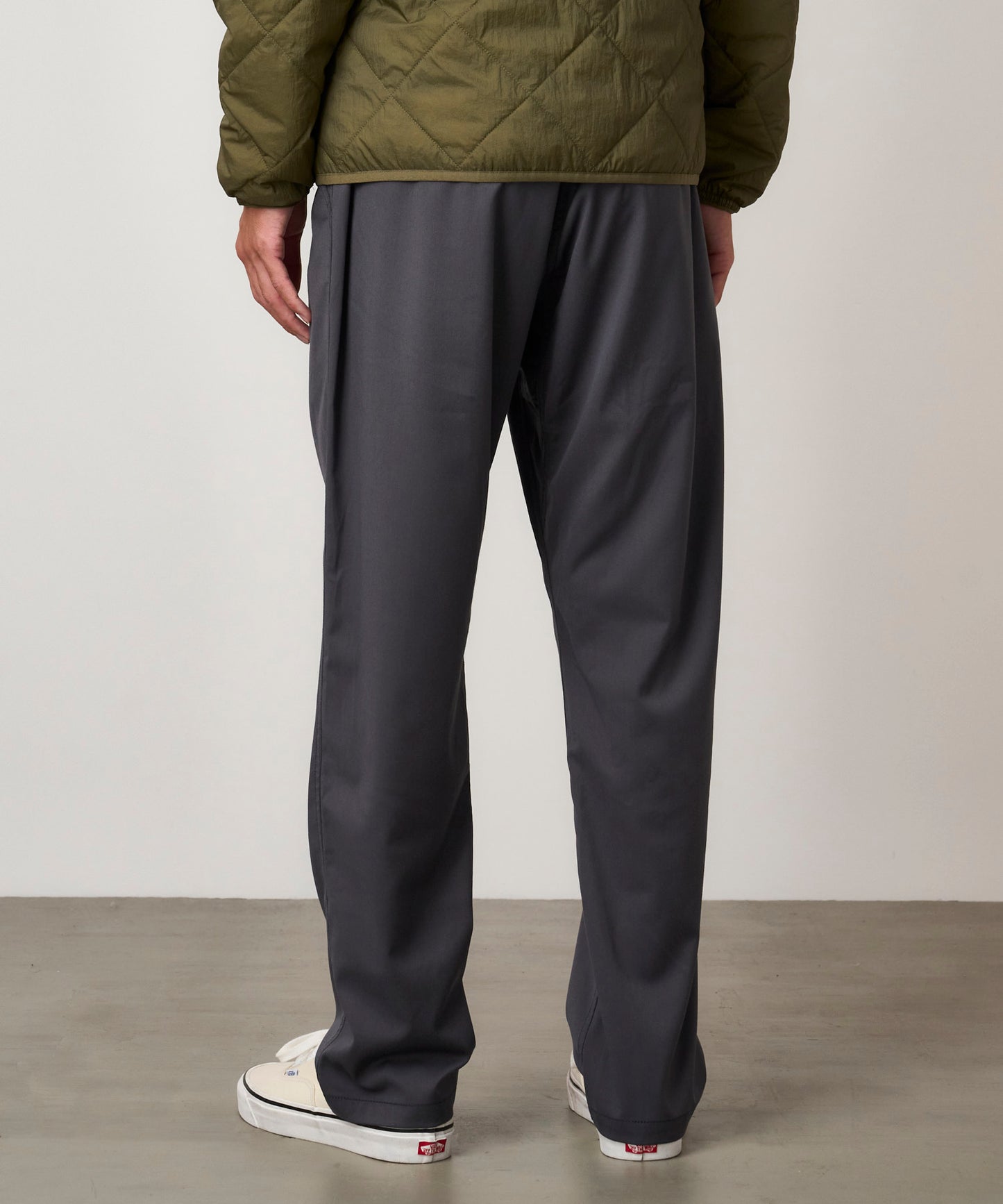 GABARDINE SLACKS｜ストレッチギャバジンスラックスパンツ